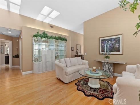 21432 Bastia , Mission Viejo, CA