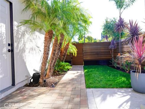 21865  Jinetes  , Mission Viejo, CA