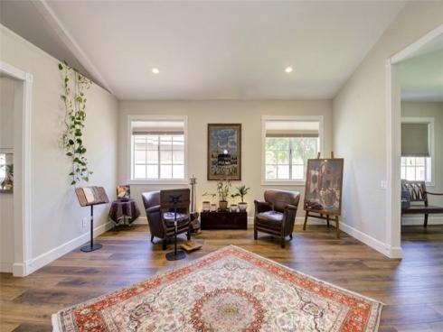 28375 Ronea , Mission Viejo, CA