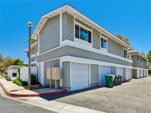 22965  Via Cereza  , Mission Viejo, CA
