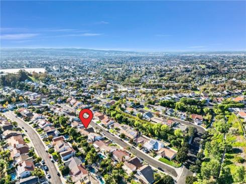 23012  Cecelia  , Mission Viejo, CA