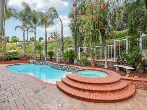 22395 Salmeron , Mission Viejo, CA