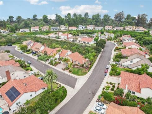 22395 Salmeron , Mission Viejo, CA