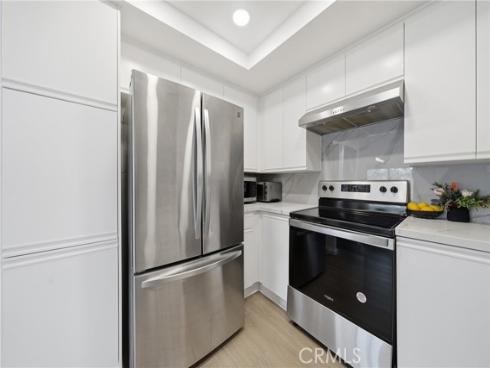 27743 Zircon 104 , Mission Viejo, CA