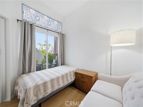 27743 Zircon 104 , Mission Viejo, CA