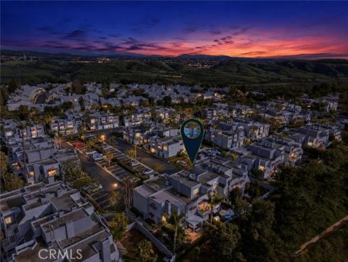 27743 Zircon 104 , Mission Viejo, CA