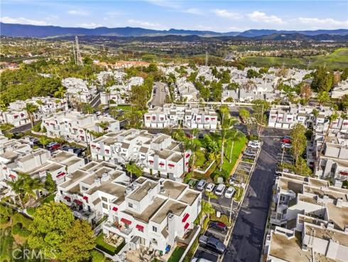 27743 Zircon 104 , Mission Viejo, CA