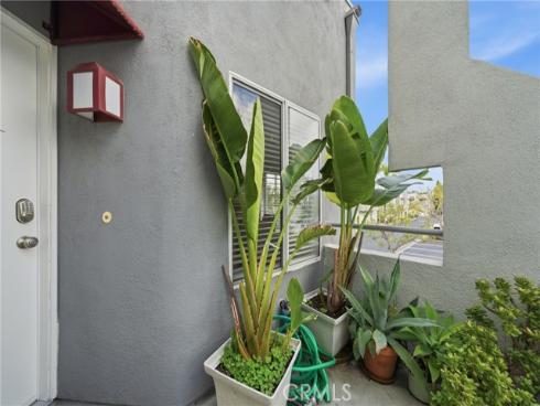 27743 Zircon 104 , Mission Viejo, CA