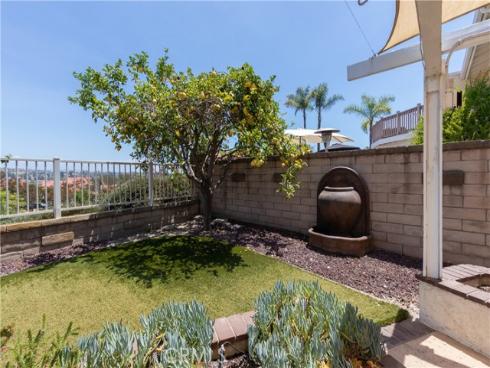 22682  Ledana  , Mission Viejo, CA