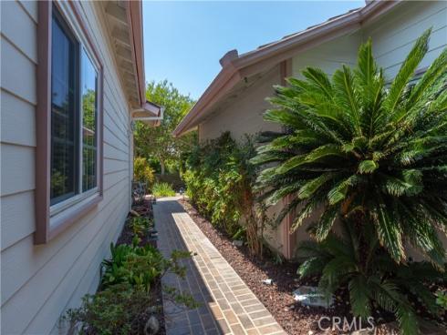 22682  Ledana  , Mission Viejo, CA
