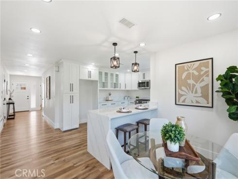 27706  Calle Valdes  , Mission Viejo, CA