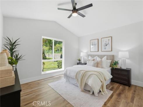 27706  Calle Valdes  , Mission Viejo, CA