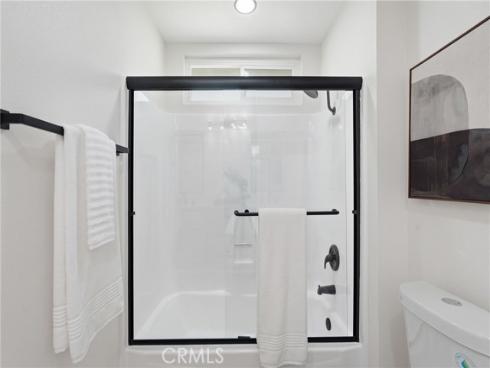 27706  Calle Valdes  , Mission Viejo, CA