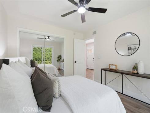 27706  Calle Valdes  , Mission Viejo, CA