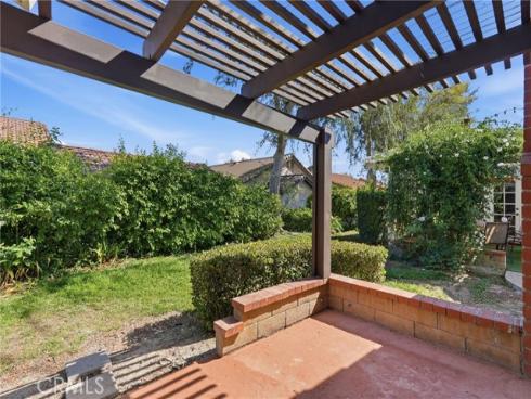 27706  Calle Valdes  , Mission Viejo, CA