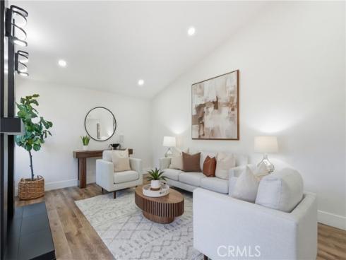 27706  Calle Valdes  , Mission Viejo, CA