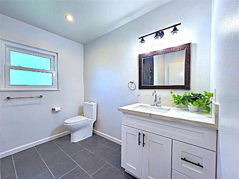 28212 Via Cernuda , Mission Viejo, CA