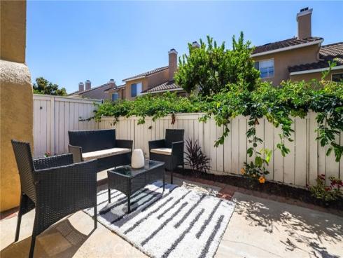 27414 Iris , Mission Viejo, CA
