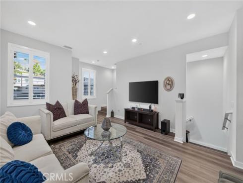 169 Hideaway loop , Mission Viejo, CA
