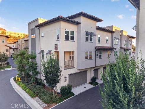 169 Hideaway loop , Mission Viejo, CA