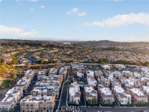 169 Hideaway loop , Mission Viejo, CA