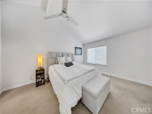 26692 Manzanares , Mission Viejo, CA