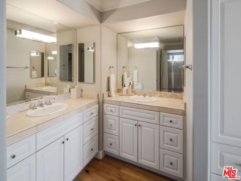 506 W Oceanfront  2 , Newport Beach, CA