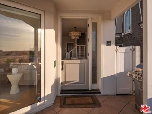506 W Oceanfront  2 , Newport Beach, CA