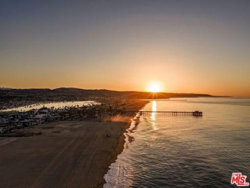 506 W Oceanfront  2 , Newport Beach, CA