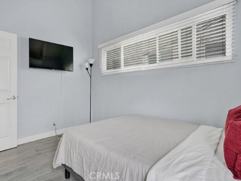 1320 W Balboa   Boulevard, Newport Beach, CA