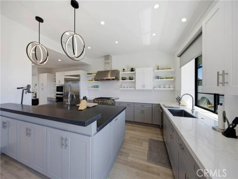 17  Monaco  12 , Newport Beach, CA