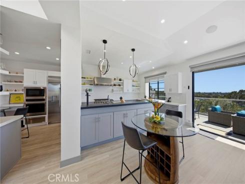 17  Monaco  12 , Newport Beach, CA