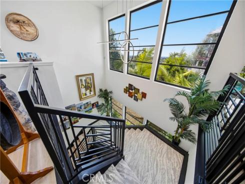 17  Monaco  12 , Newport Beach, CA