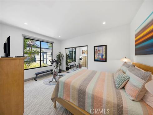 17  Monaco  12 , Newport Beach, CA