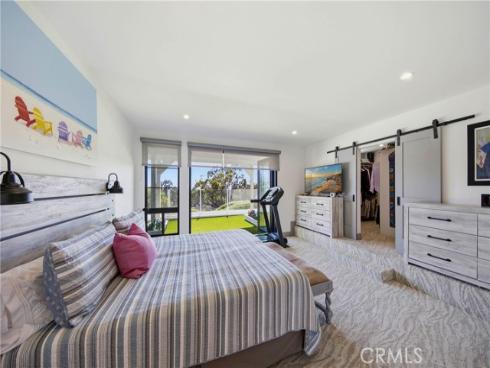 17  Monaco  12 , Newport Beach, CA