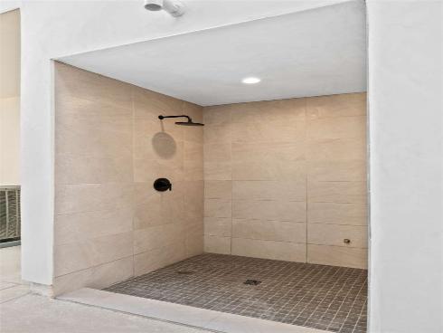 315 E Bay Avenue, Newport Beach, CA