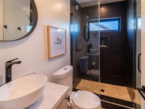 315 E Bay Avenue, Newport Beach, CA