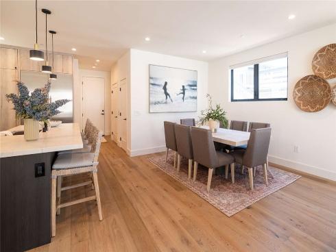 315 E Bay Avenue, Newport Beach, CA