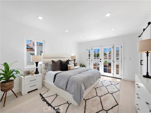 2137 Miramar , Newport Beach, CA