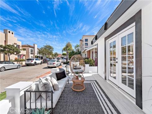 2137 Miramar , Newport Beach, CA