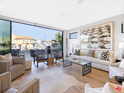 4106  River  2  Avenue, Newport Beach, CA