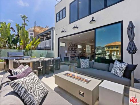 4106  River  2  Avenue, Newport Beach, CA