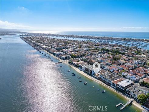 318  Via Lido Nord  , Newport Beach, CA