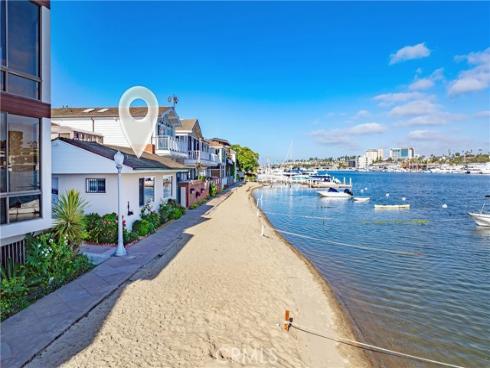 318  Via Lido Nord  , Newport Beach, CA