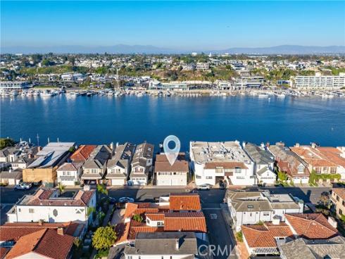 318  Via Lido Nord  , Newport Beach, CA