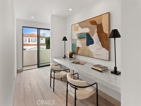 1210  Kings Rd  , Newport Beach, CA
