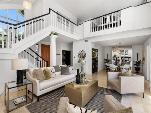 26 Coventry 25 , Newport Beach, CA
