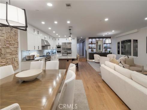 704  Via Lido Nord  , Newport Beach, CA