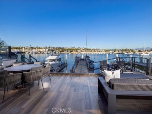 704  Via Lido Nord  , Newport Beach, CA