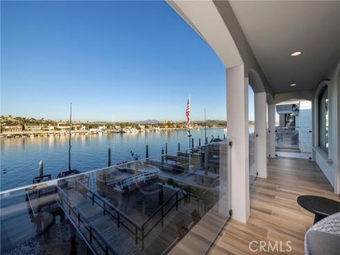 704  Via Lido Nord  , Newport Beach, CA